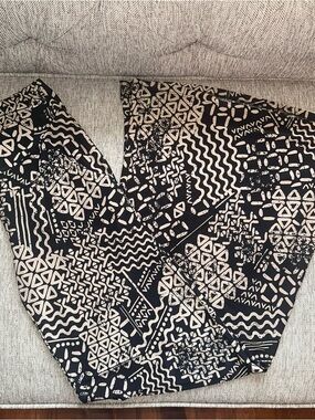 Veronica M Black and Cream Geometric Print Boot-Cut Pants
